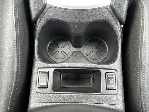 Used 2014 Nissan Rogue SL image 31