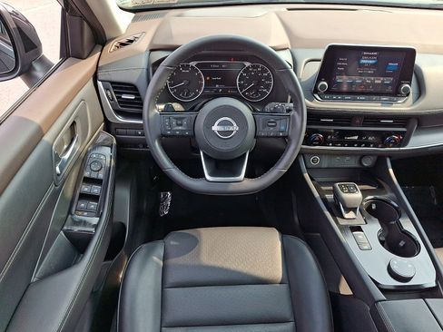 Certified 2023 Nissan Rogue SV w/ SV Premium B Package AWD/4WD image 12
