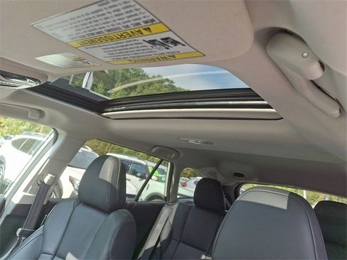 Used 2023 Subaru Outback Touring image 15