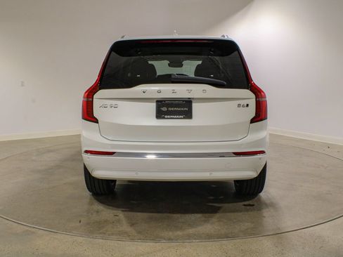 New 2026 Volvo XC90 B6 Ultra w/ Protection Package AWD/4WD image 4