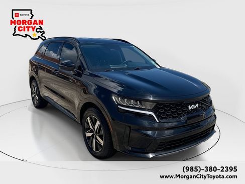 Used 2023 Kia Sorento S FWD image 1