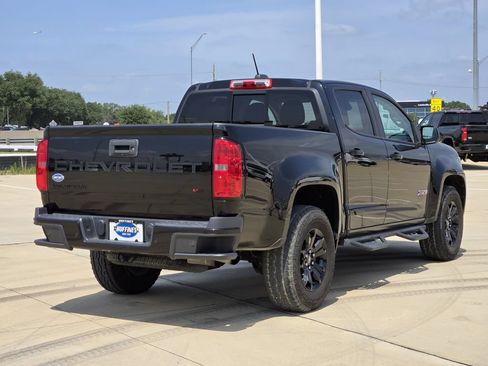Used 2021 Chevrolet Colorado Z71 w/ Z71 Midnight Edition RWD image 7