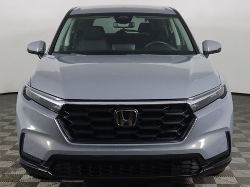 Used 2025 Honda CR-V LX image 8