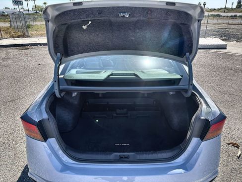 Used 2025 Nissan Altima 2.5 SR image 19