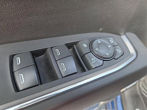 Used 2023 Chevrolet Silverado 1500 LTZ image 15