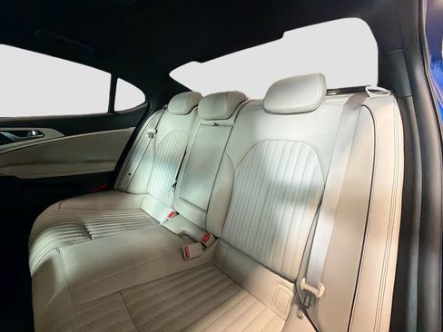 Used 2023 Genesis G70 2.0T w/ Sport Prestige Package image 24