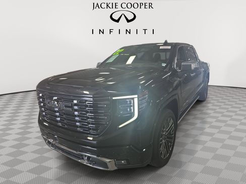 Used 2022 GMC Sierra 1500 Denali Ultimate AWD/4WD image 1