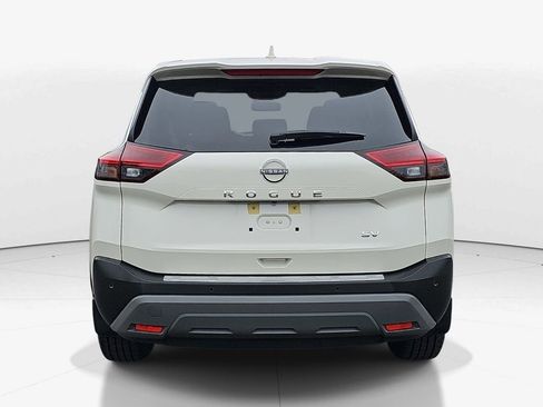 Used 2023 Nissan Rogue SV FWD image 7