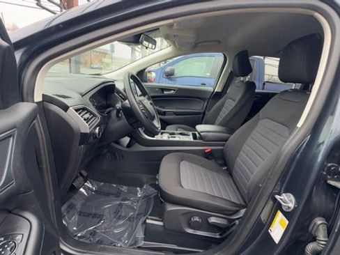 Certified 2024 Ford Edge SE image 18