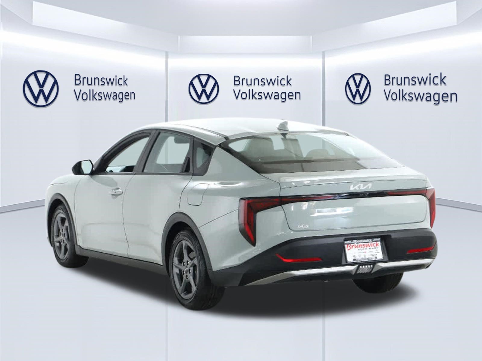 Used 2025 Kia K4 FWD image 40