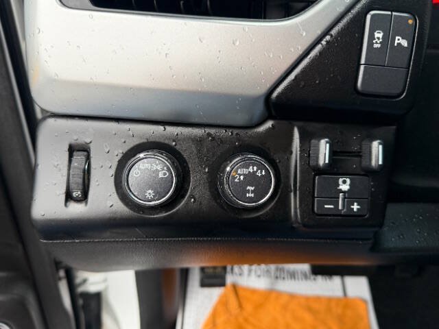 Used 2020 Chevrolet Tahoe LS w/ Max Trailering Package AWD/4WD image 13