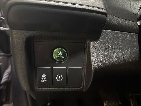 Used 2021 Honda HR-V Sport image 16