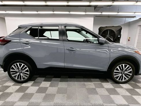 Used 2023 Nissan Kicks SV FWD image 15