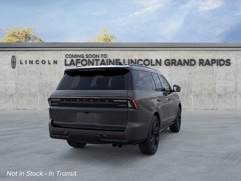 New 2026 Lincoln Navigator Black Label AWD/4WD image 8