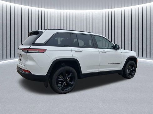 New 2026 Jeep Grand Cherokee Limited image 8