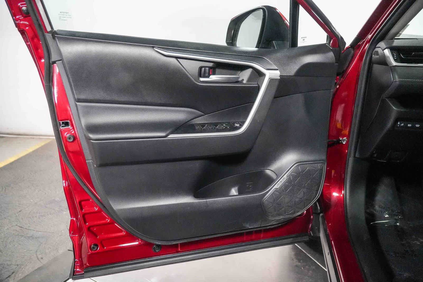 Certified 2023 Toyota RAV4 XLE w/ Convenience Package FWD image 22