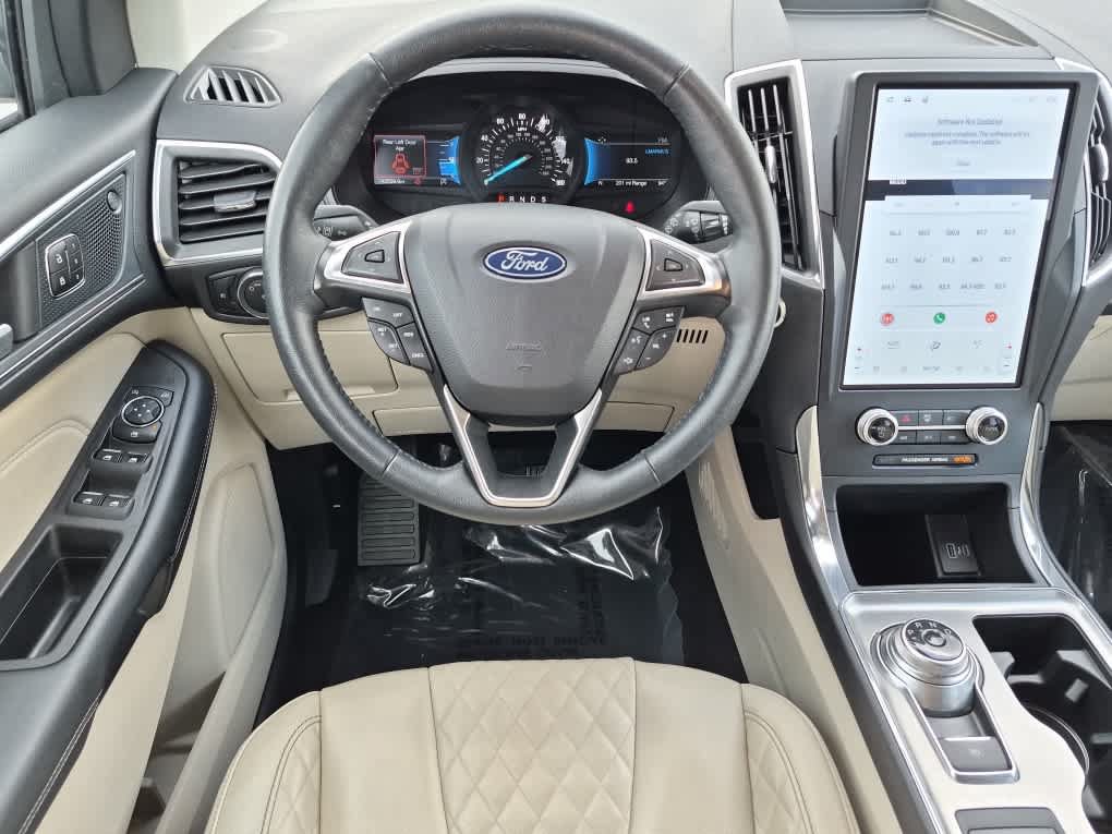 Used 2024 Ford Edge Titanium AWD/4WD image 8