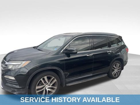 Used 2017 Honda Pilot Touring image 4