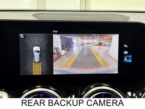 Used 2023 Mercedes-Benz EQB 300 4MATIC w/ Exclusive Package image 37