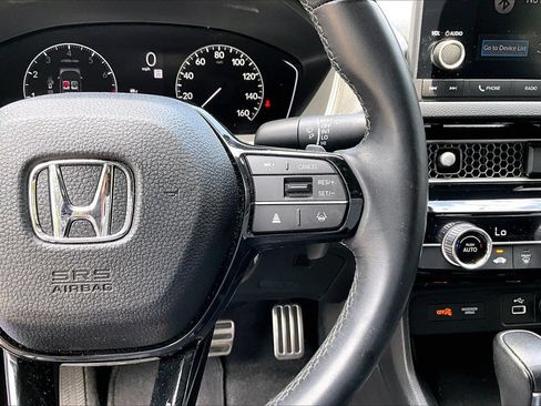 Used 2023 Honda Civic Sport image 11
