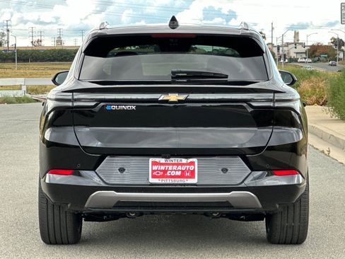 New 2026 Chevrolet Equinox EV LT image 5