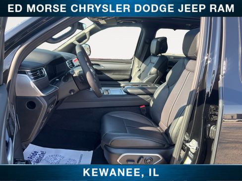 New 2026 Jeep Grand Wagoneer L Limited AWD/4WD image 9