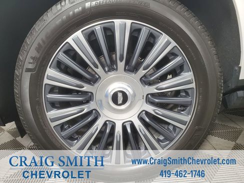 Used 2022 Cadillac Escalade Sport Platinum w/ Heavy-Duty Trailer Package AWD/4WD image 50