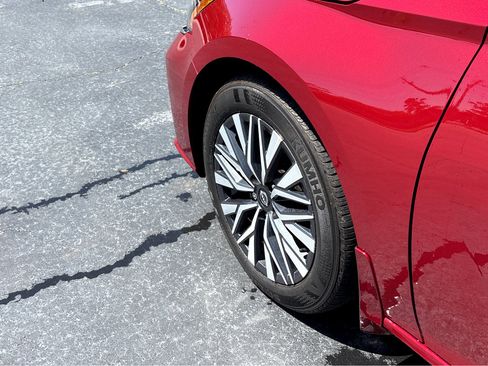 Used 2024 Nissan Altima 2.5 SV image 22