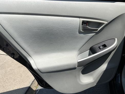 Used 2012 Toyota Prius Two image 14