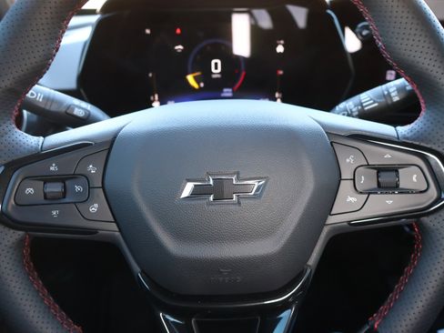 New 2026 Chevrolet Trax RS w/ Sunroof Package image 12