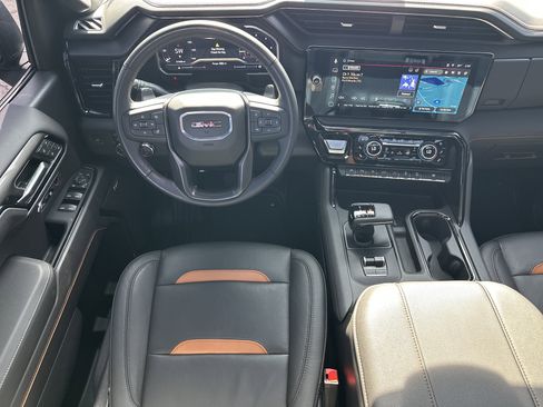 Used 2023 GMC Sierra 1500 AT4 w/ AT4 Premium Package image 23