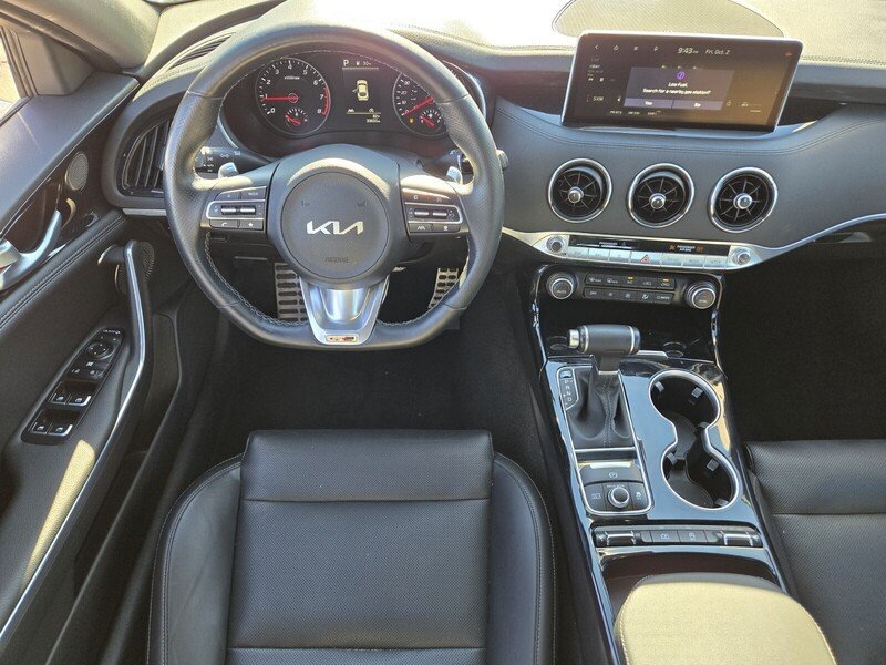 Used 2022 Kia Stinger GT-Line w/ Sun & Sound Package RWD image 13