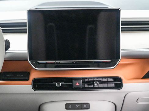 New 2025 Volkswagen ID. Buzz Pro S Plus AWD/4WD image 15