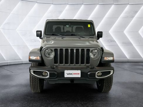 Used 2022 Jeep Gladiator Sport AWD/4WD image 2