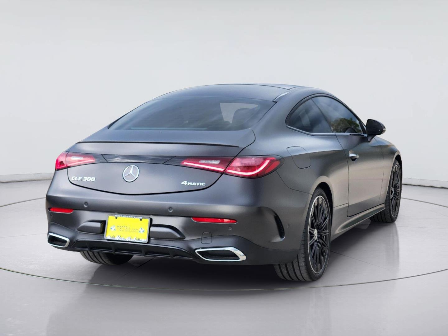 Used 2024 Mercedes-Benz CLE 300 4MATIC Coupe image 5