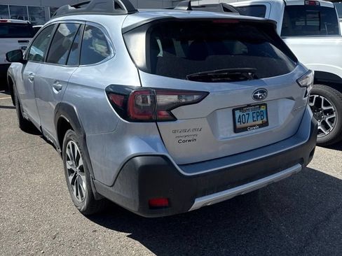 Used 2023 Subaru Outback Limited AWD/4WD image 3