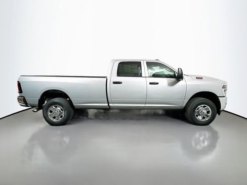 New 2026 RAM 2500 Tradesman w/ Chrome Appearance Group AWD/4WD image 20
