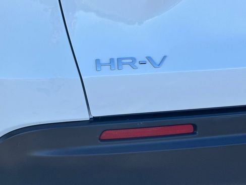 Used 2024 Honda HR-V LX image 23