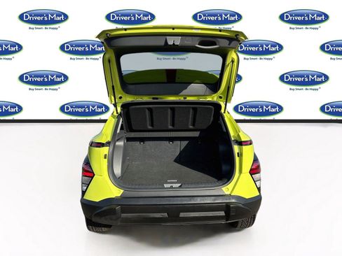 Used 2025 Hyundai Kona SEL FWD image 24