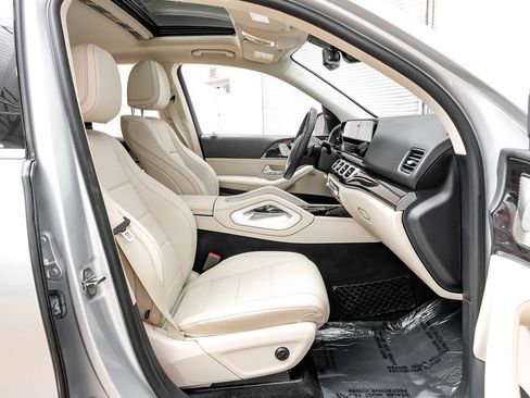 Used 2021 Mercedes-Benz GLE 450 4MATIC w/ AMG Line Exterior image 28