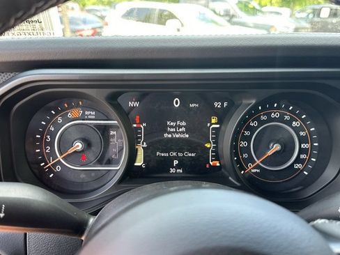 New 2026 Jeep Wrangler Unlimited Rubicon AWD/4WD image 31