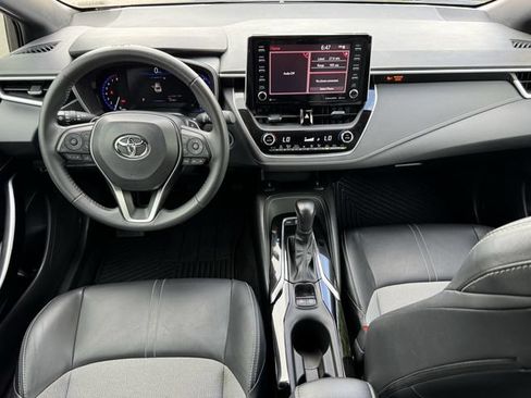Used 2022 Toyota Corolla XSE FWD image 9