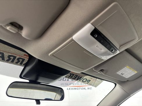 Used 2025 Nissan Sentra SR FWD image 20