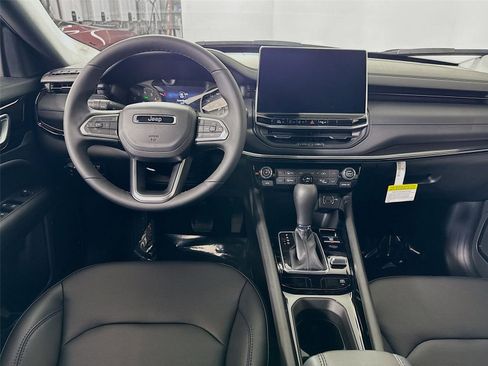 New 2026 Jeep Compass Limited image 2