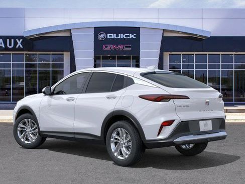 New 2026 Buick Envista Preferred image 3