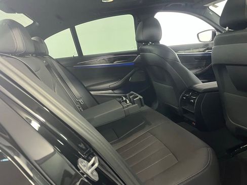 Used 2023 BMW 530i w/ Premium Package image 29