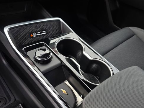 Used 2026 Chevrolet Equinox LT w/ Convenience Package II image 27