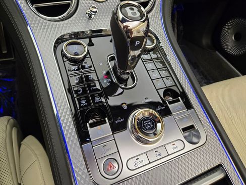 Certified 2022 Bentley Continental GT Mulliner AWD/4WD image 38