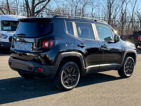 Used 2018 Jeep Renegade Sport w/ Power & Air Group image 3