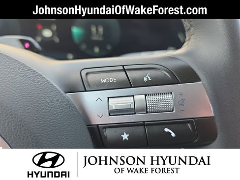 Certified 2025 Hyundai Tucson SEL image 26